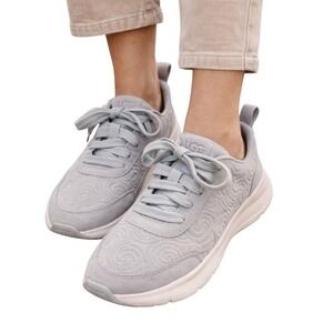 UGG Women's Shoes Sneakers Size 8 Gray Quilted Athletic Casual Comfort Suede